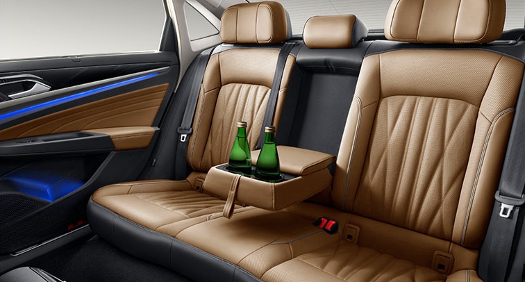 中企诚谊大众留学生免税车